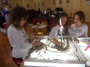 20151104 Igra Umetnosti (32)