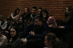 tribina (1)
