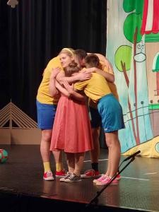 IMG-5f27233f01bb916d8ea7ce0d35435ef3-V web