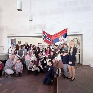 IMG-08bf84fd4e465fde860608ae2a71b205-V web