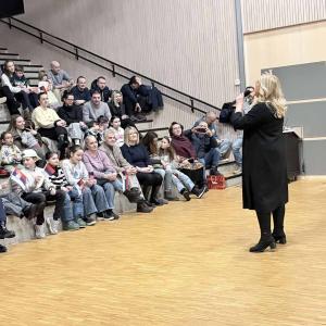 IMG-085ece651bbfb2e3948a5c323f53a76c-V web