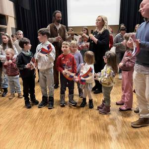 IMG-b56f1636816576c620cec287d75fa7ee-V web